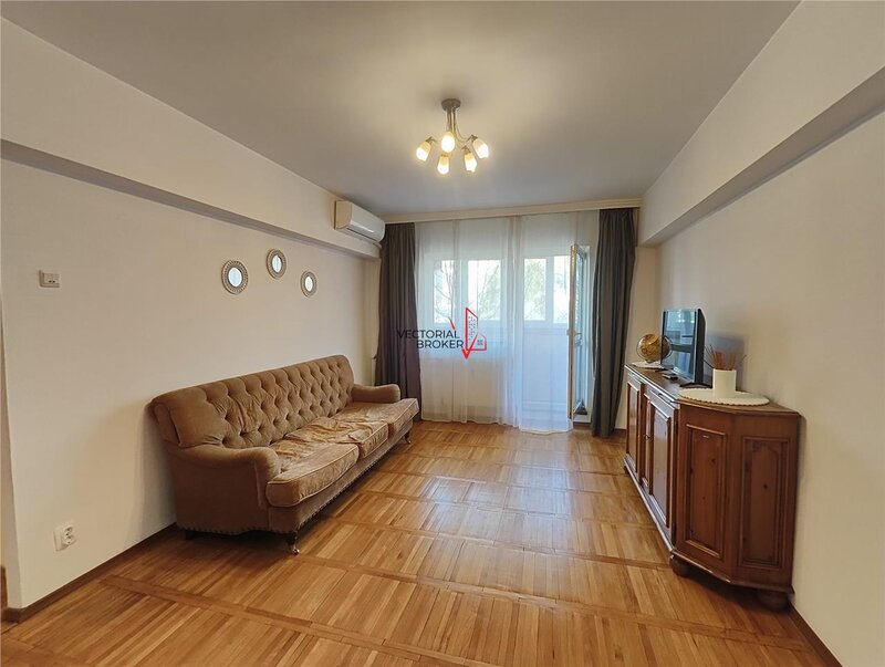 Metrou Titan, apartament 3 camere, bloc din 1984, ocazie rara.