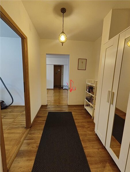 Metrou Titan, apartament 3 camere, bloc din 1984, ocazie rara.